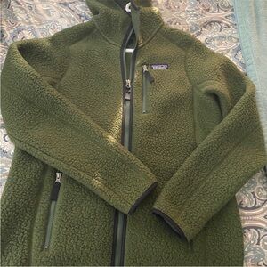 Patagonia Sherpa Zip up jacket sz L
GUC